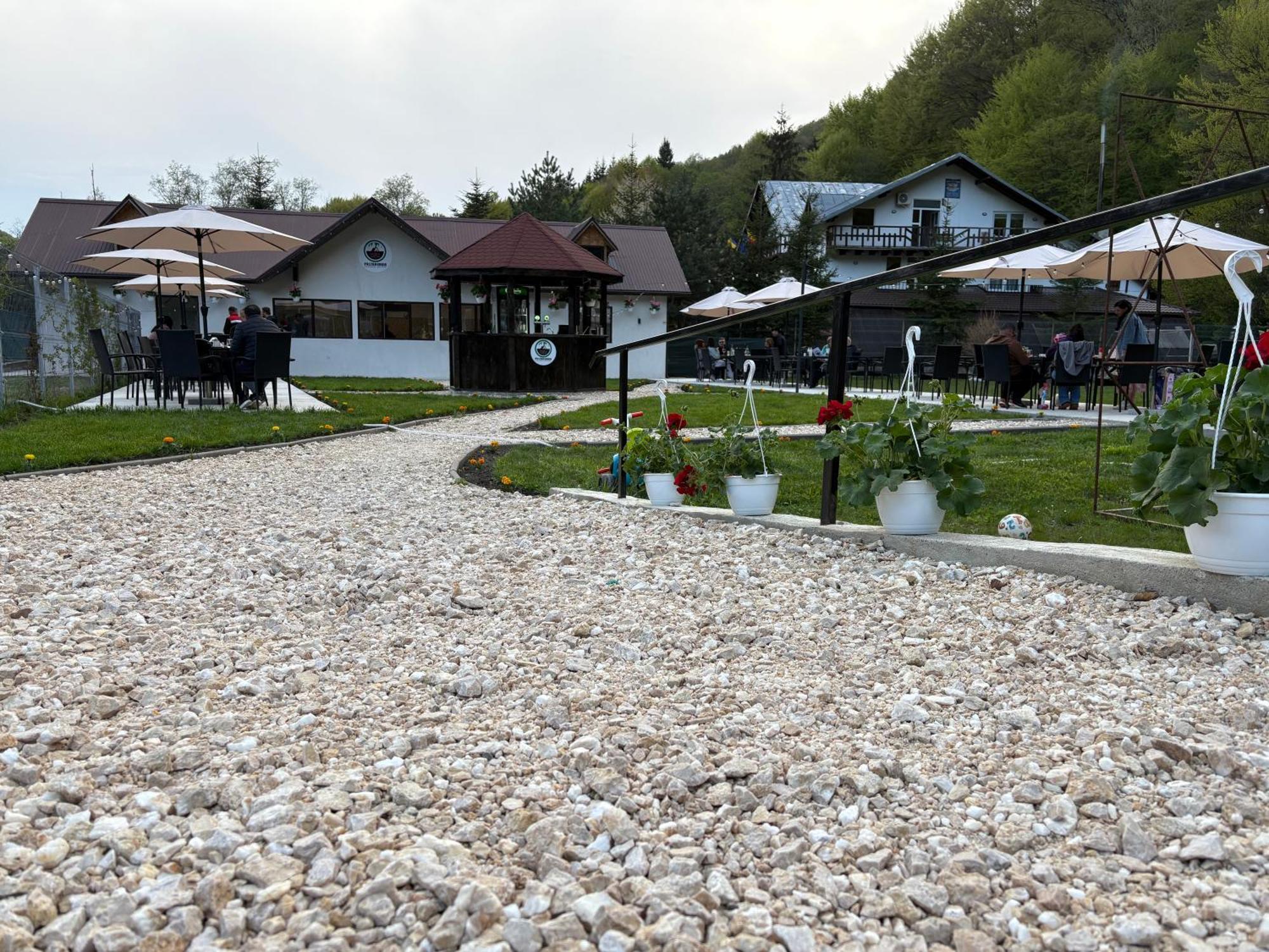 Cabana Izvoarele Doftanei Traisteni Luaran gambar